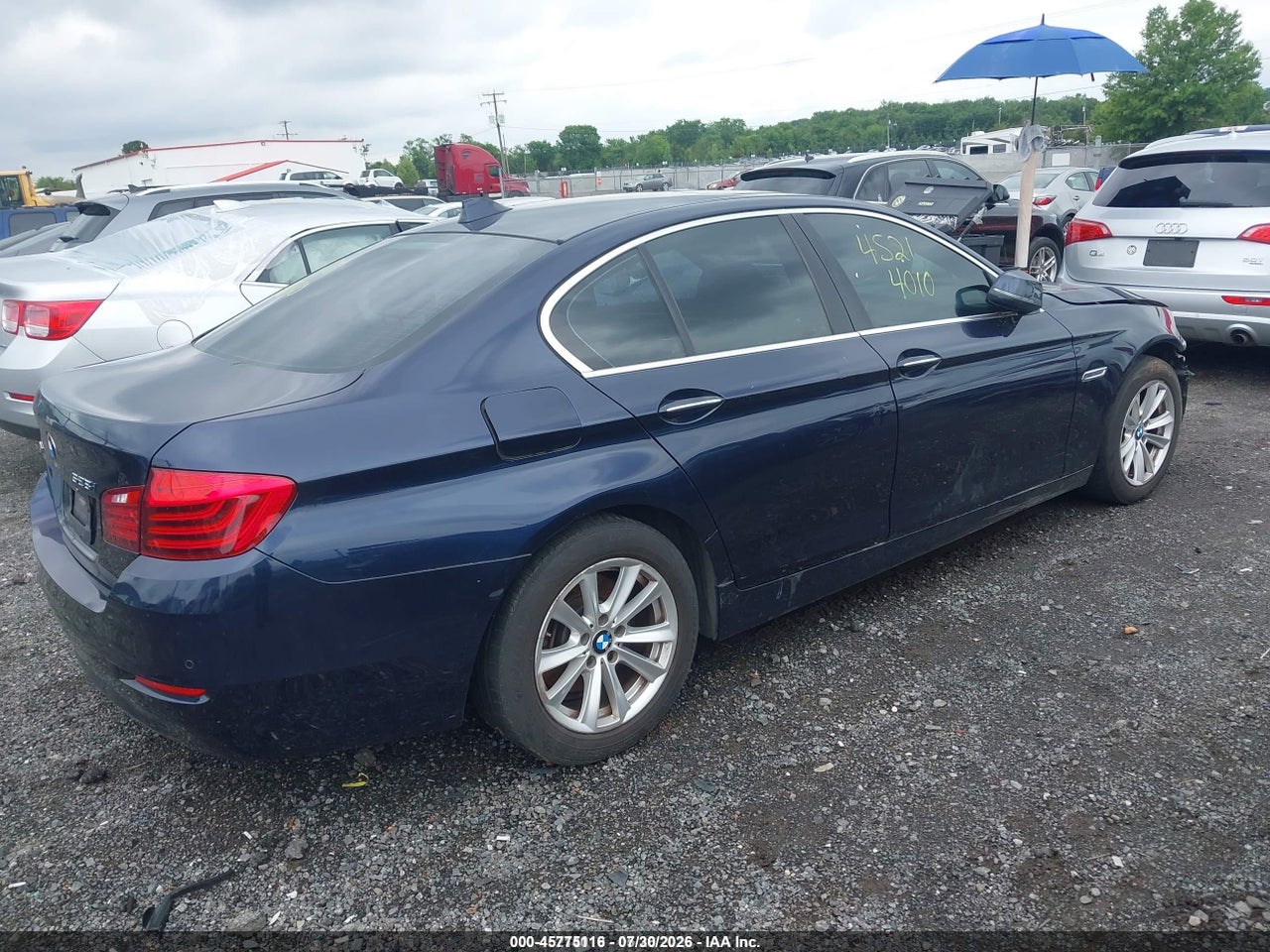 2016 BMW 528I XDRIVE · 4/11