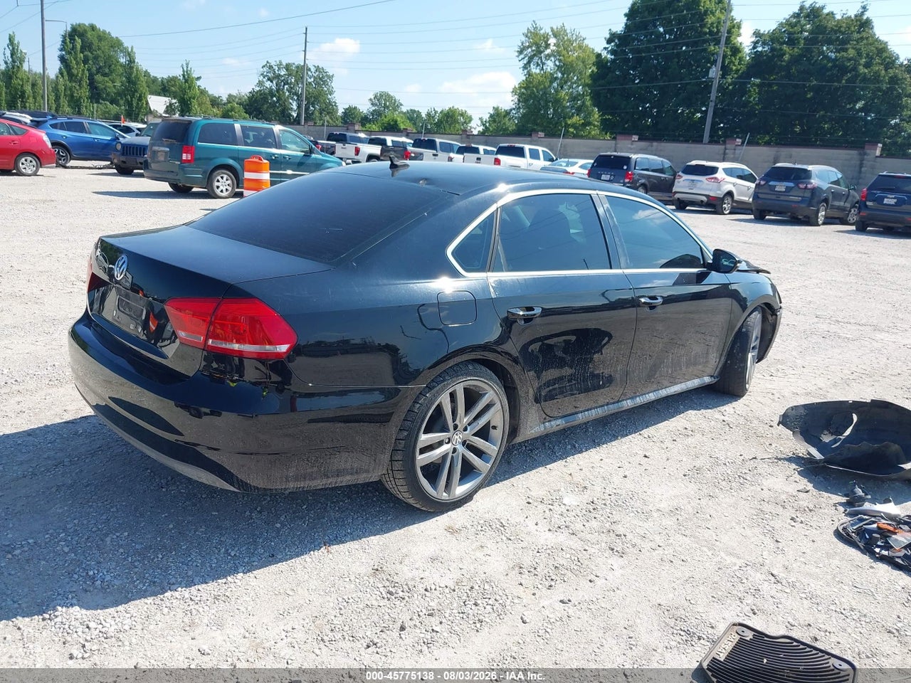 2012 VOLKSWAGEN PASSAT 2.0L TDI SE · 4/11