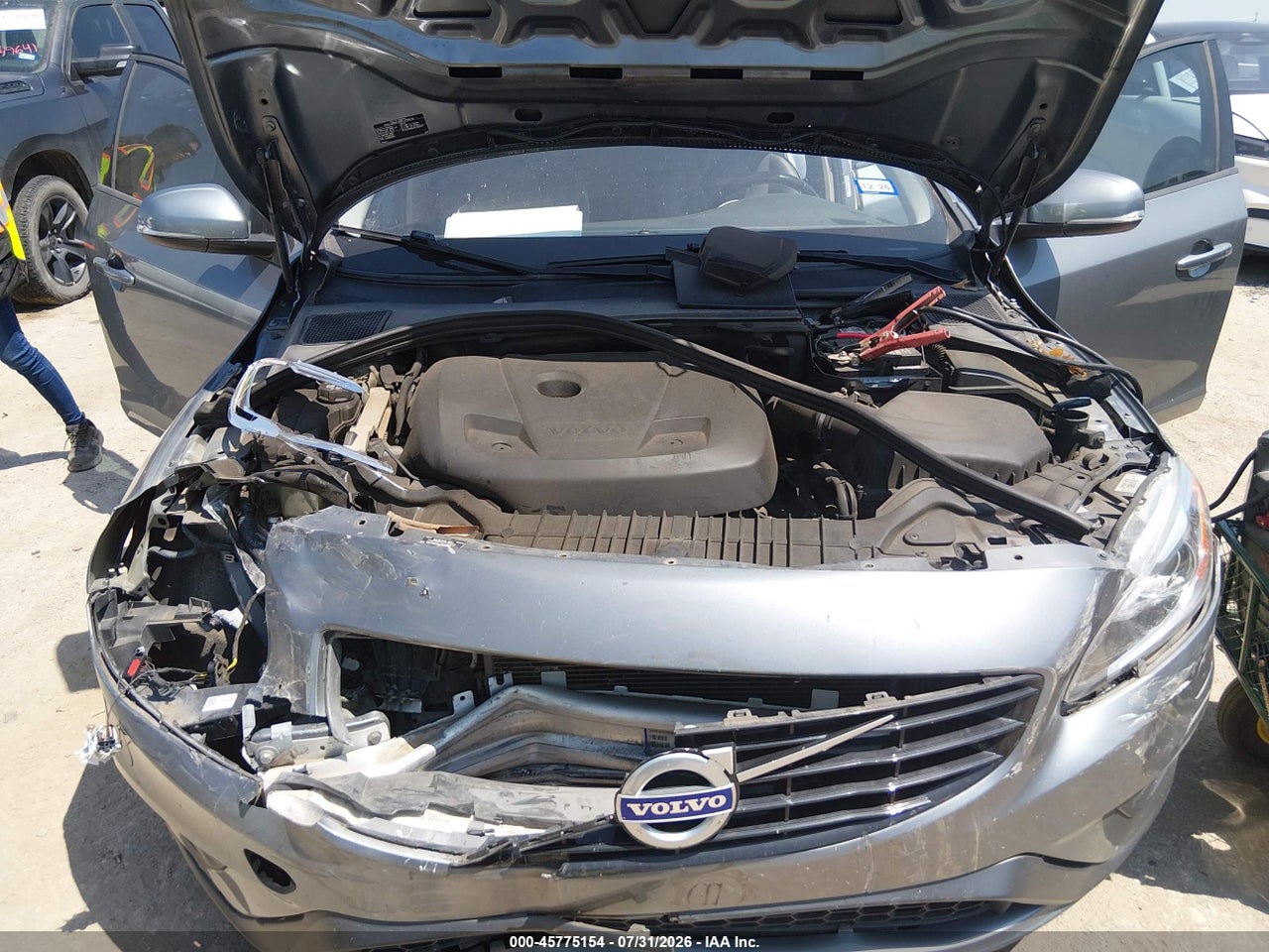 YV140MEL1J2****** · 2018 VOLVO V60 T5 DYNAMIC · 10/11