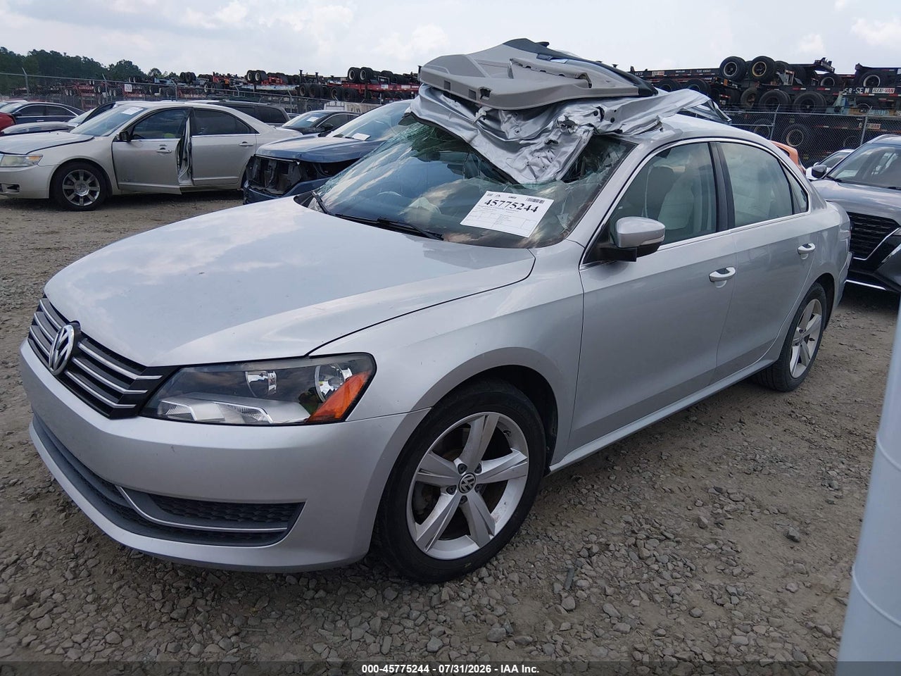 2014 VOLKSWAGEN PASSAT 1.8T SE · 2/10