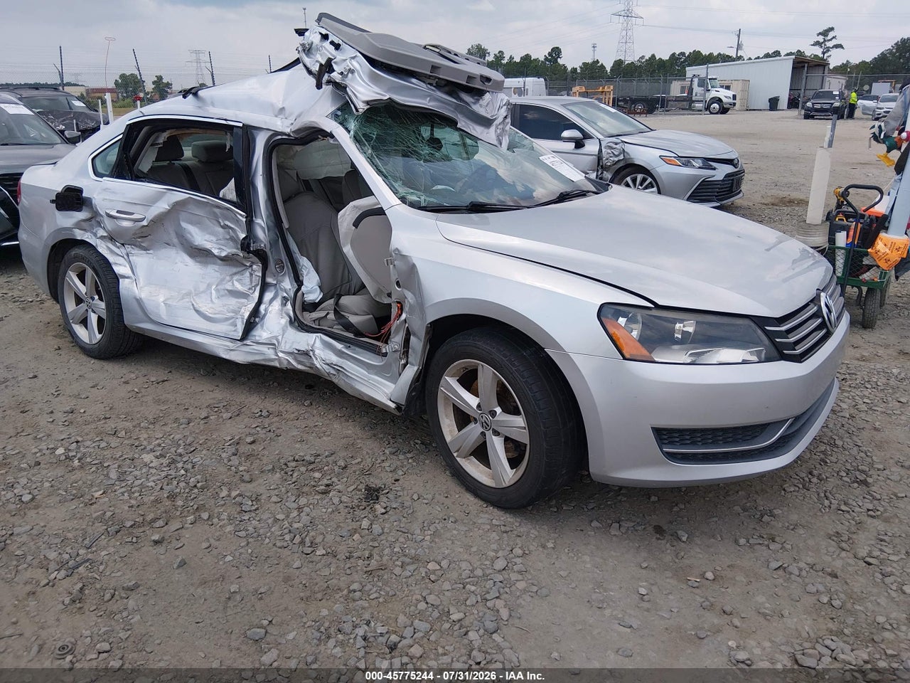 1VWBS7A39EC****** · 2014 VOLKSWAGEN PASSAT 1.8T SE