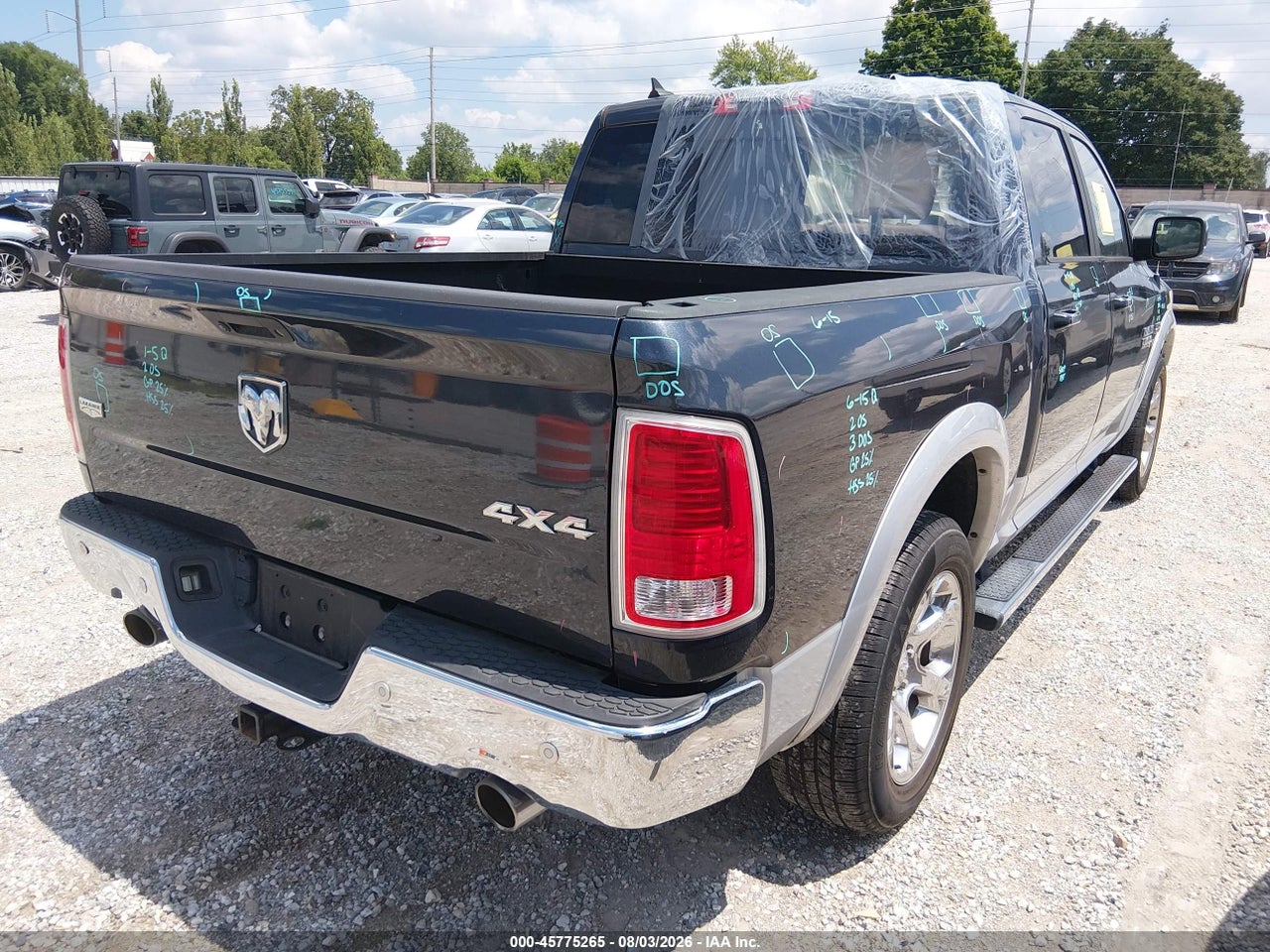 2017 RAM 1500 LARAMIE  4X4 5'7 BOX · 4/10