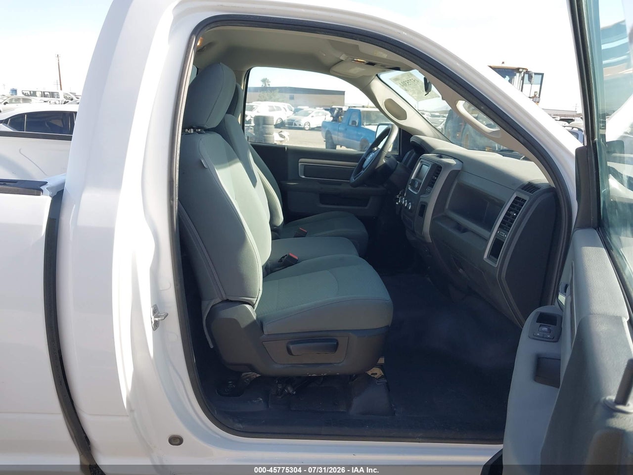 2019 RAM 1500 CLASSIC TRADESMAN  4X2 8' BOX · 5/11
