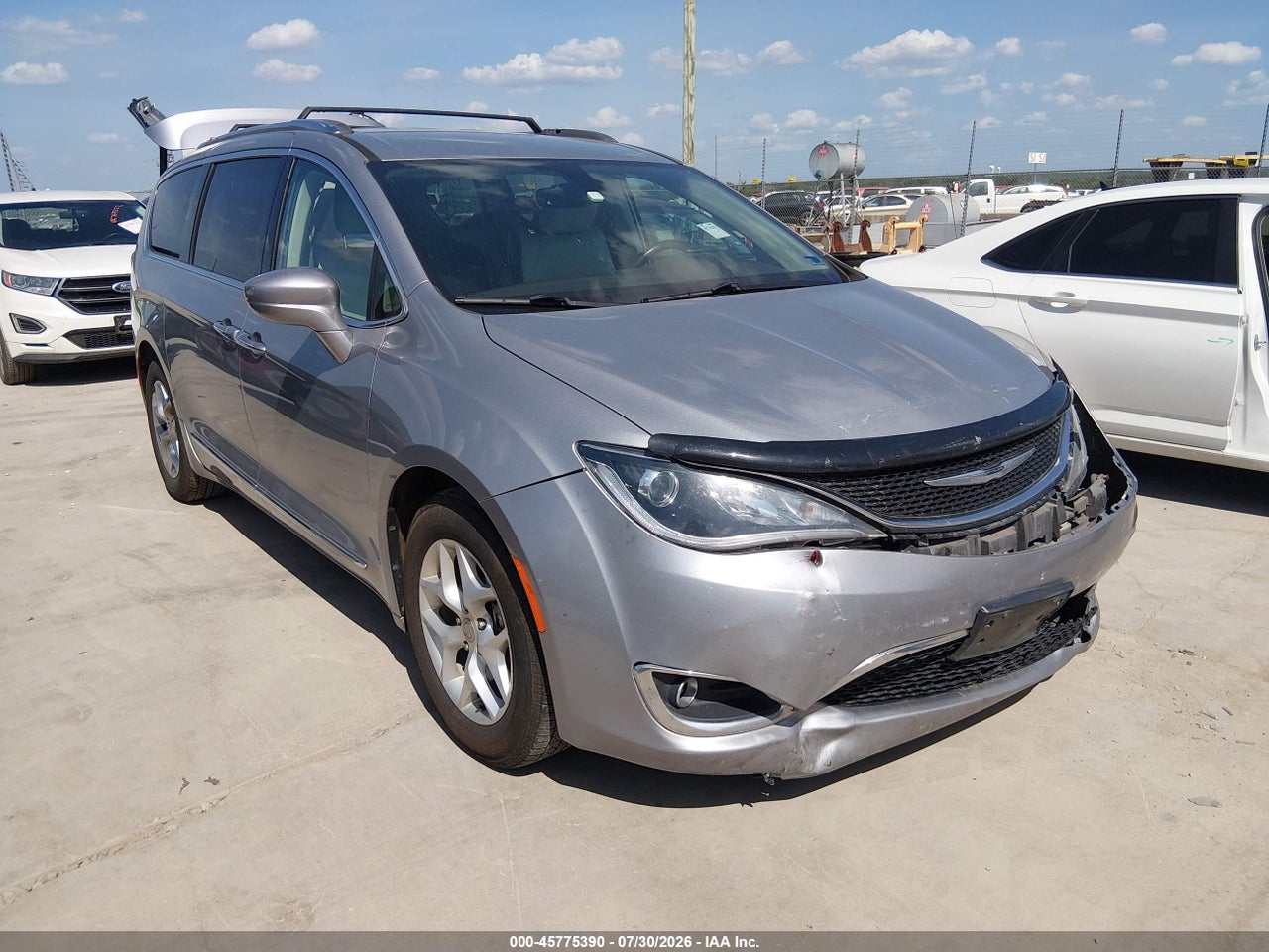 2C4RC1EG4HR****** · 2017 CHRYSLER PACIFICA TOURING-L PLUS
