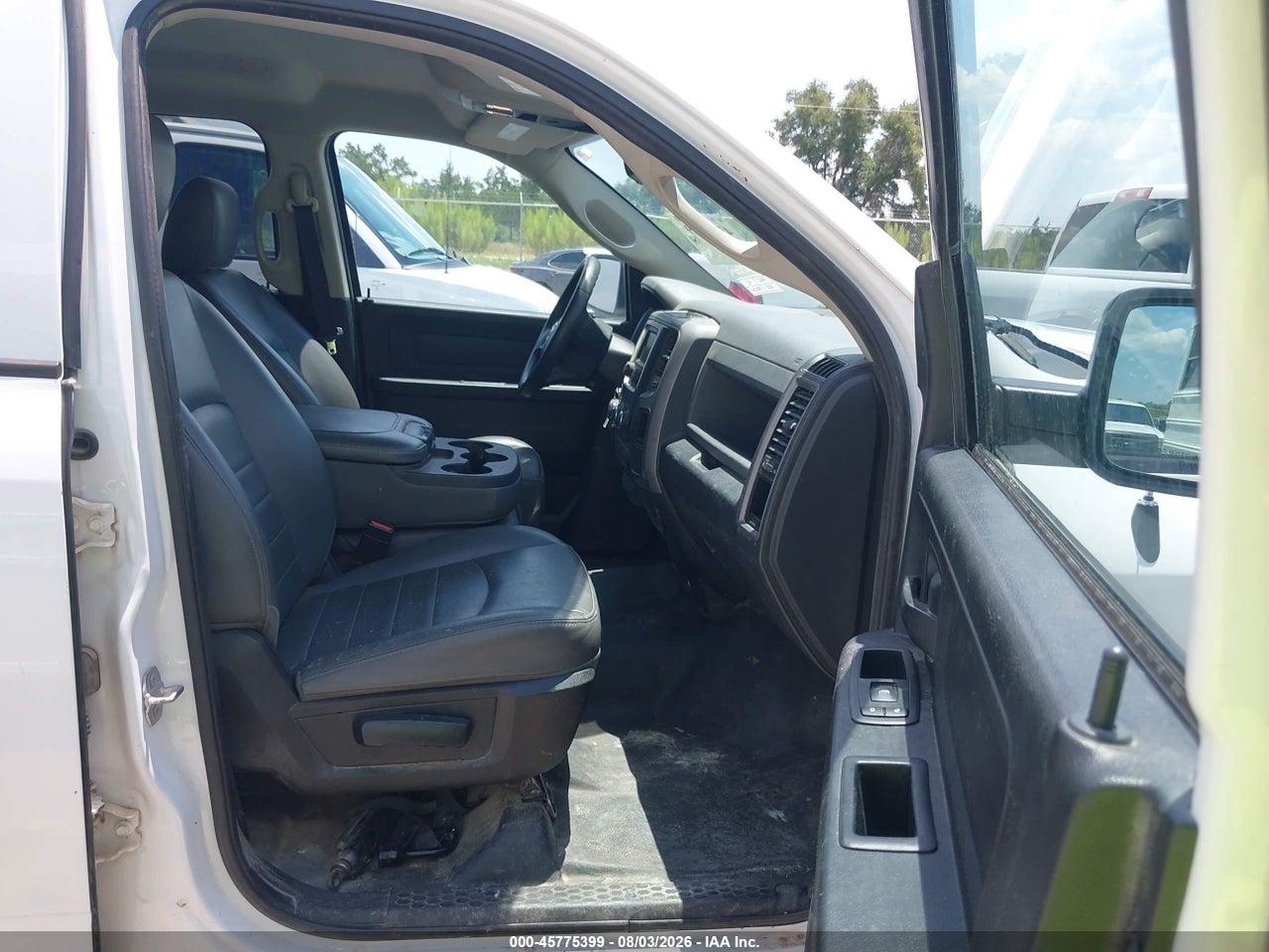 2016 RAM 1500 TRADESMAN · 5/11