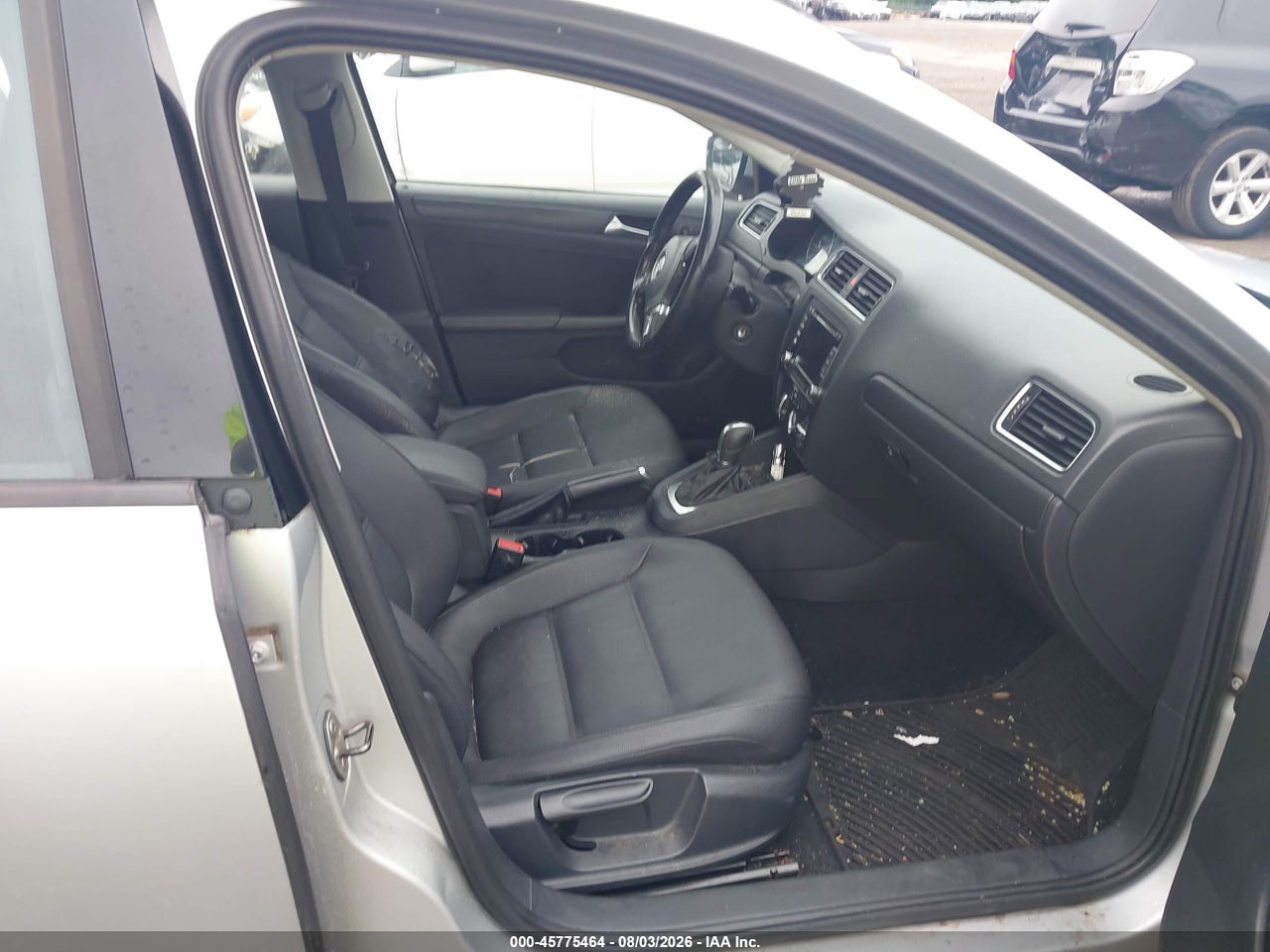2012 VOLKSWAGEN JETTA 2.5L SE · 5/10