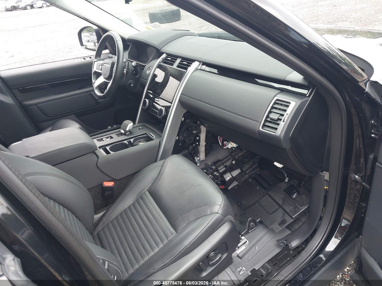 2024 LAND ROVER DISCOVERY P300 S · 5/11