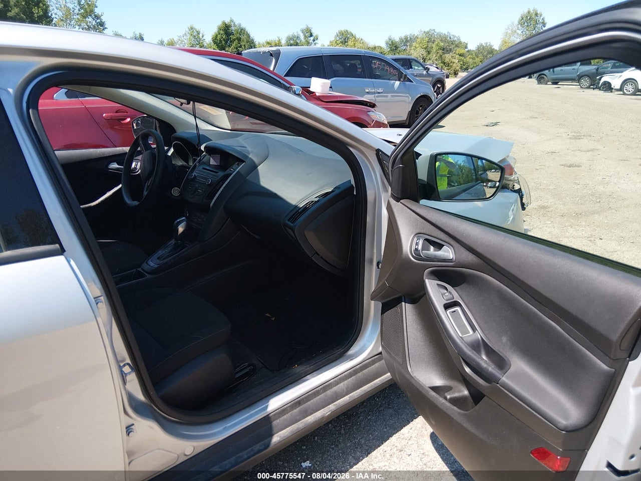 1FADP3F20GL****** · 2016 FORD FOCUS SE · 5/11