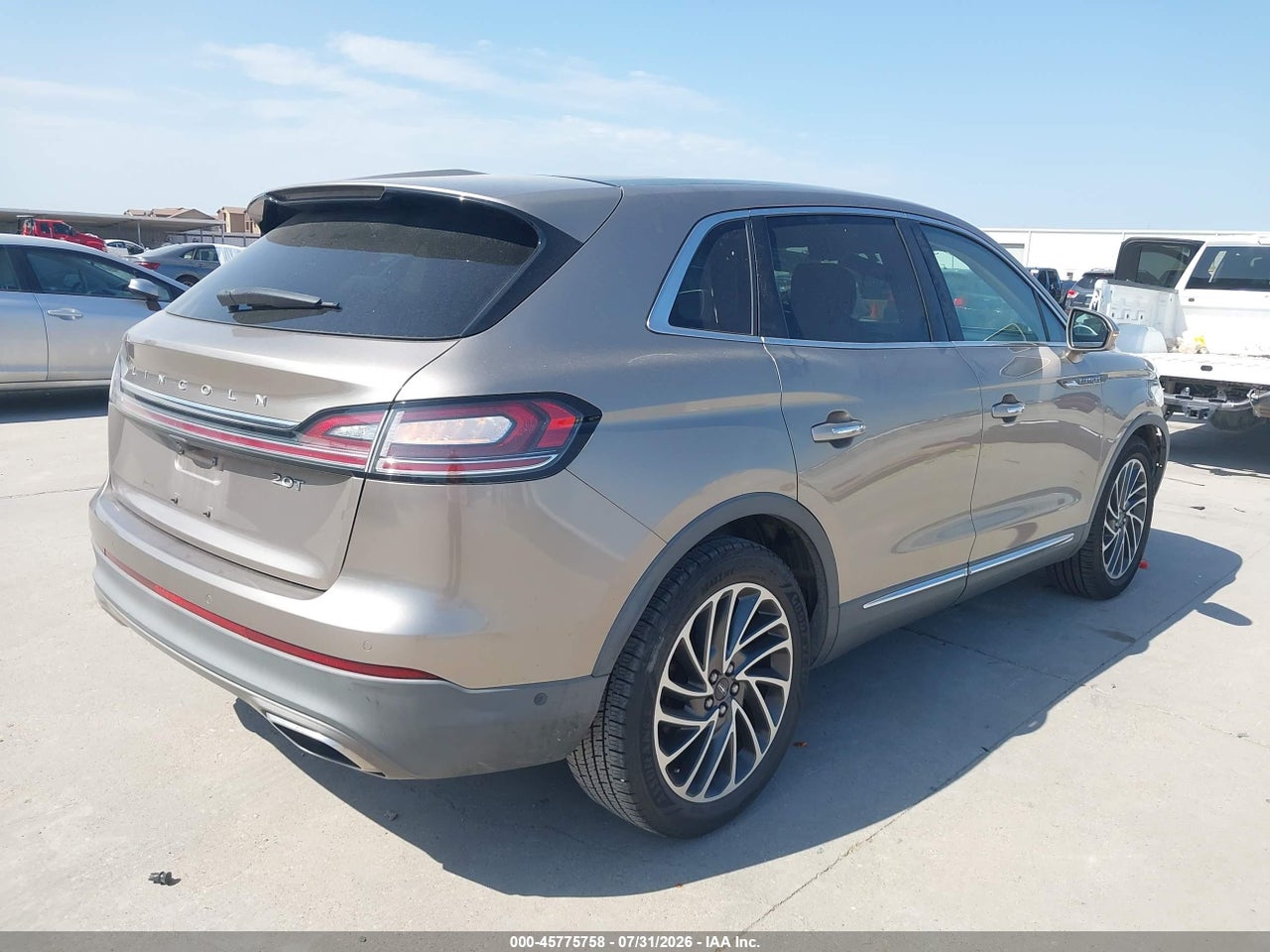 2019 LINCOLN NAUTILUS RESERVE · 4/11