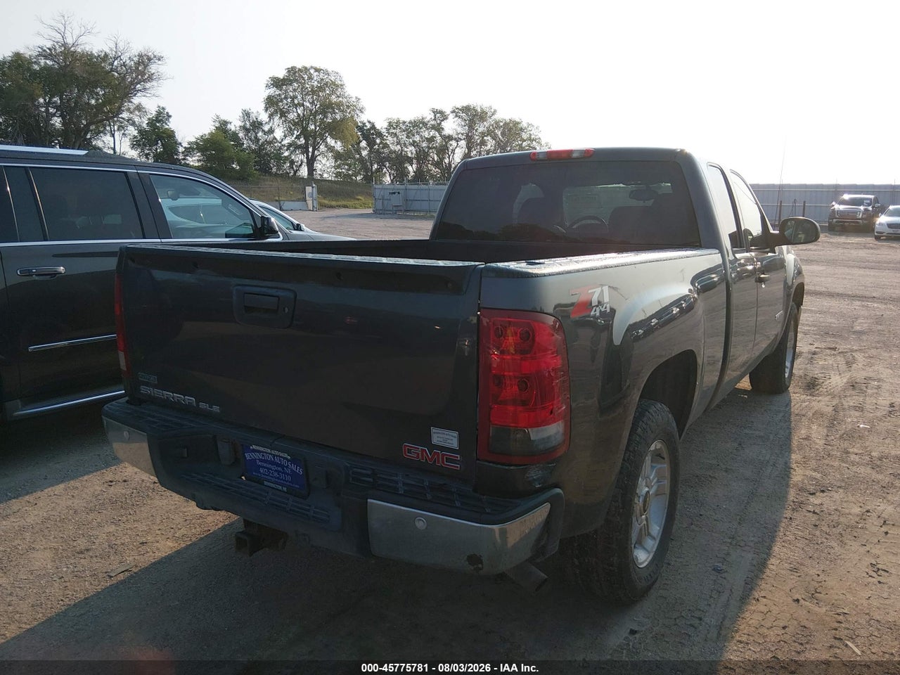 2010 GMC SIERRA 1500 SLE · 4/11