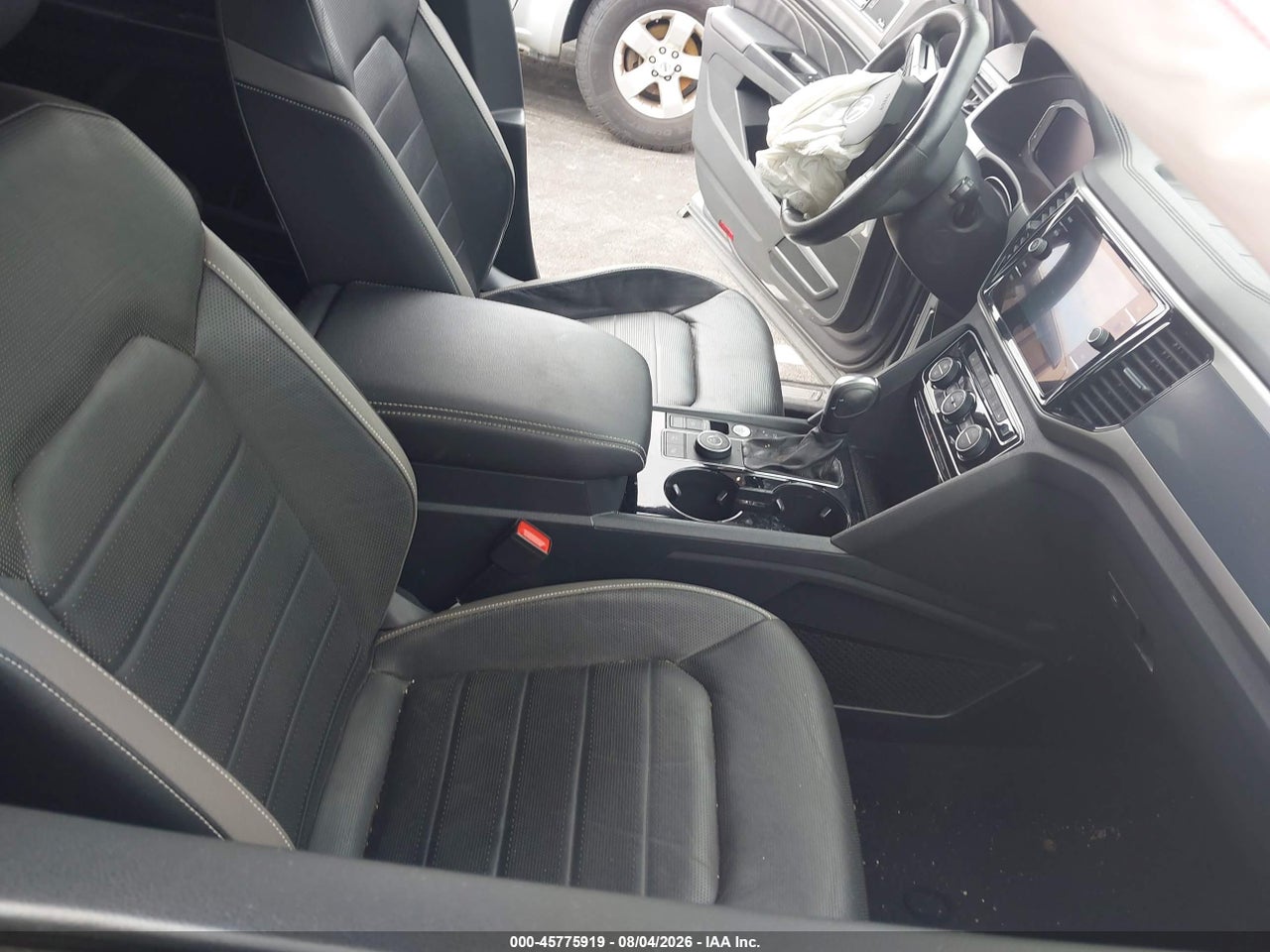 2020 VOLKSWAGEN ATLAS CROSS SPORT 3.6L V6 SEL PREMIUM R-LINE · 5/11