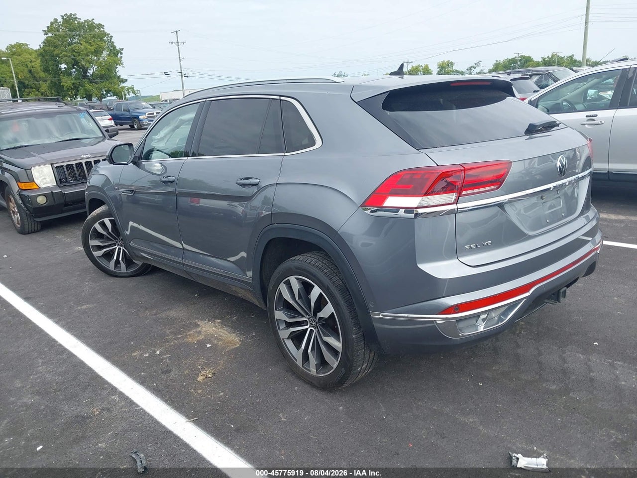 2020 VOLKSWAGEN ATLAS CROSS SPORT 3.6L V6 SEL PREMIUM R-LINE · 3/11