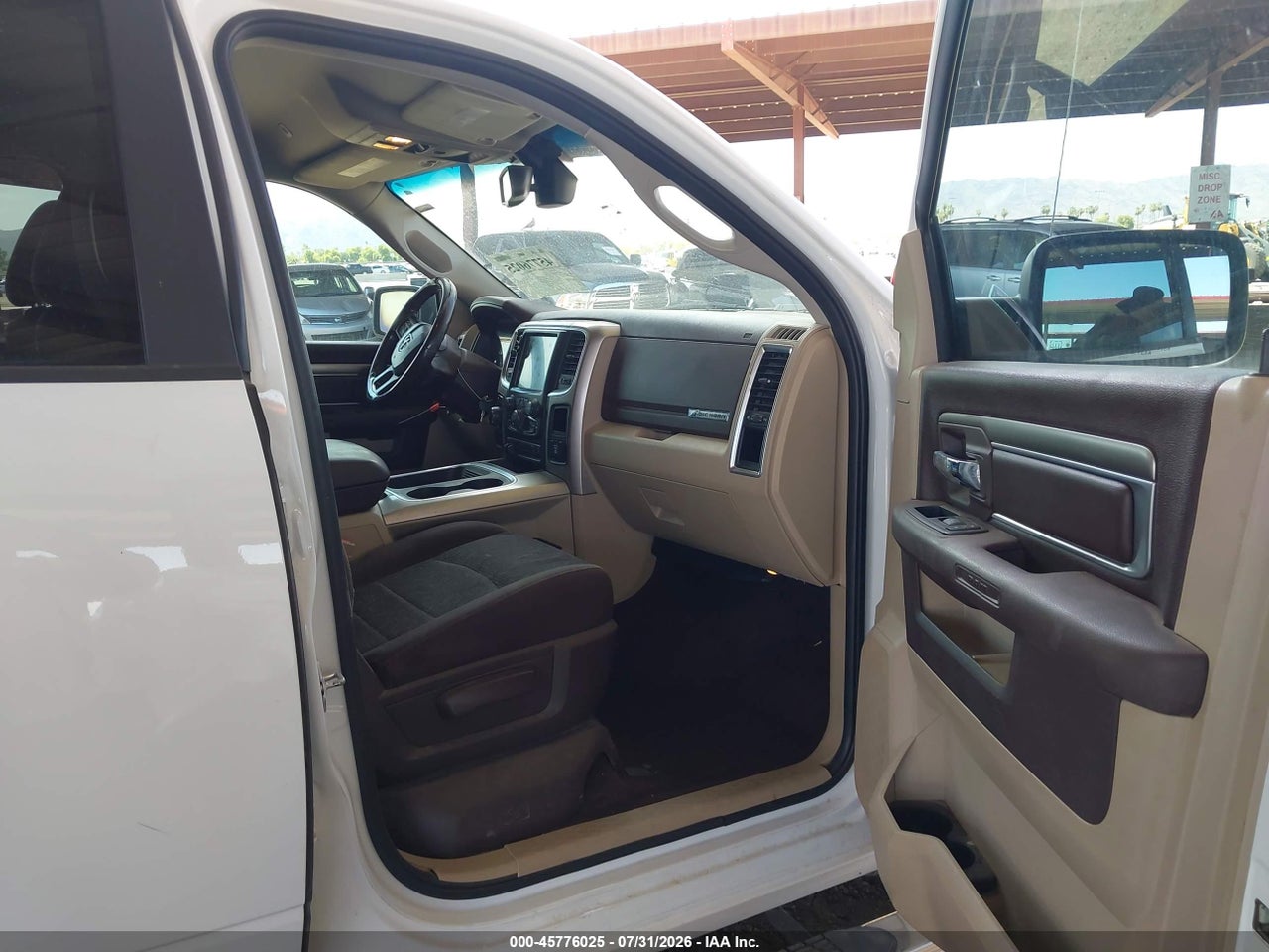 2017 RAM 1500 BIG HORN  4X2 5'7 BOX · 5/11