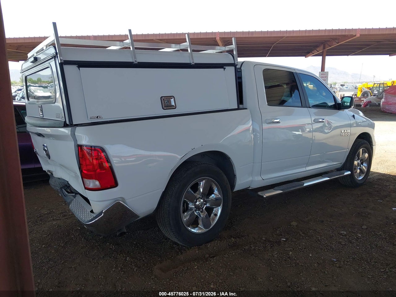2017 RAM 1500 BIG HORN  4X2 5'7 BOX · 4/11