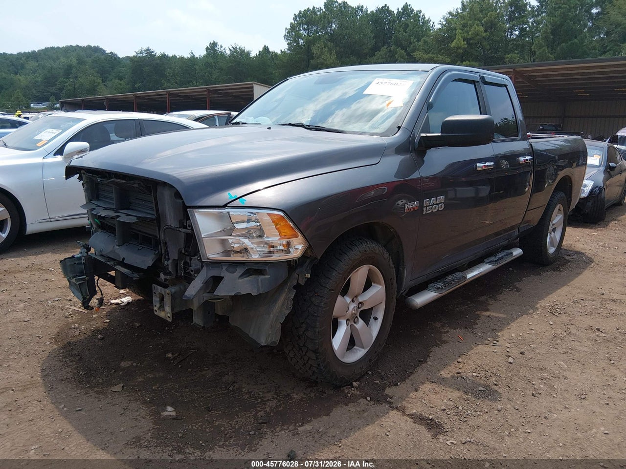 2016 RAM 1500 SLT · 2/11