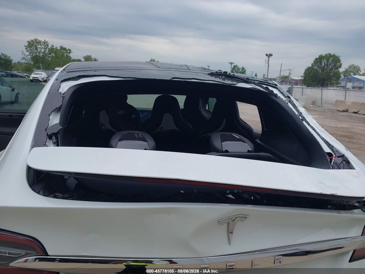 2016 TESLA MODEL X 60D/70D/75D/90D · 6/9