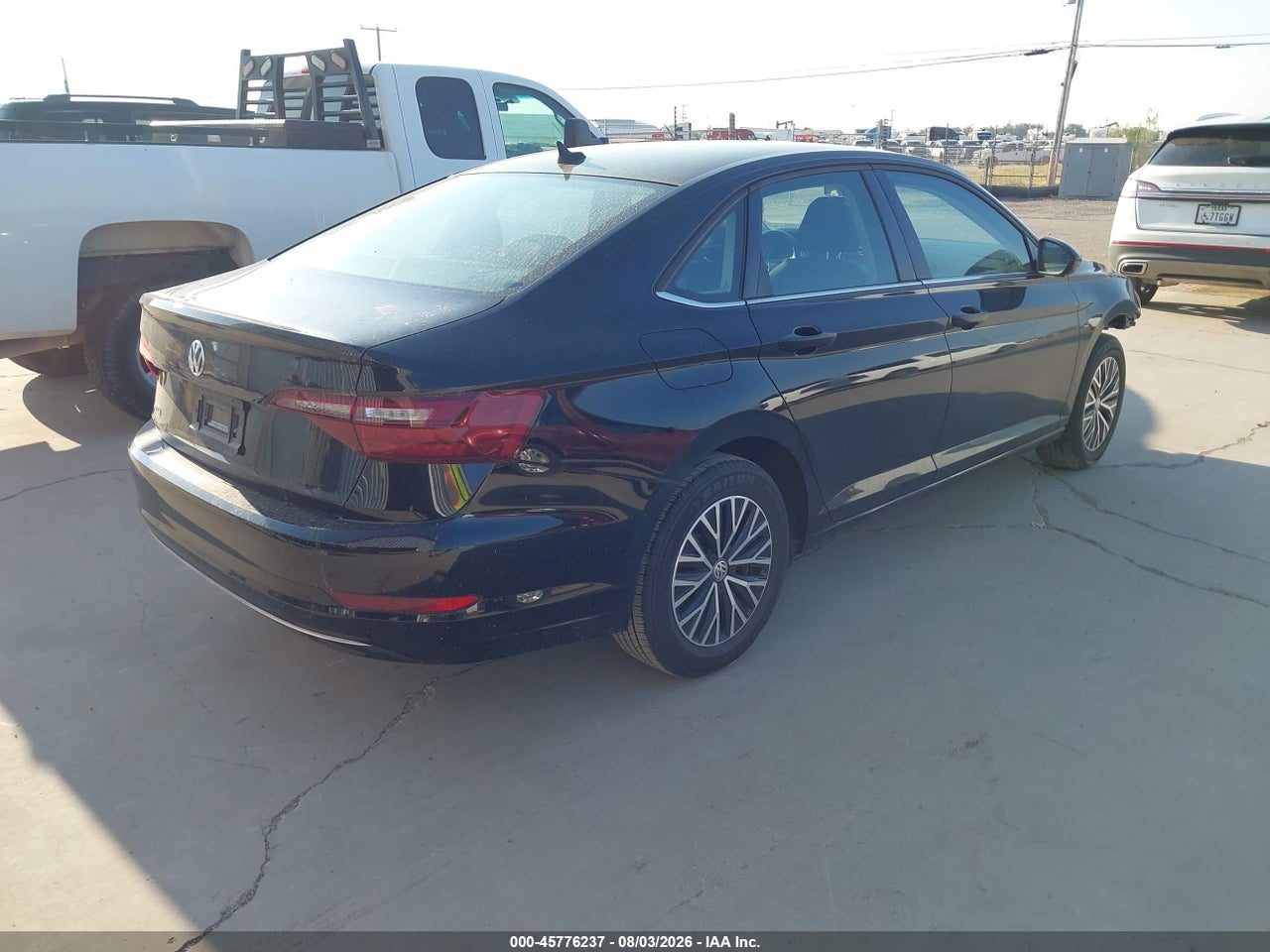 2021 VOLKSWAGEN JETTA 1.4T R-LINE/1.4T SE/S · 4/10