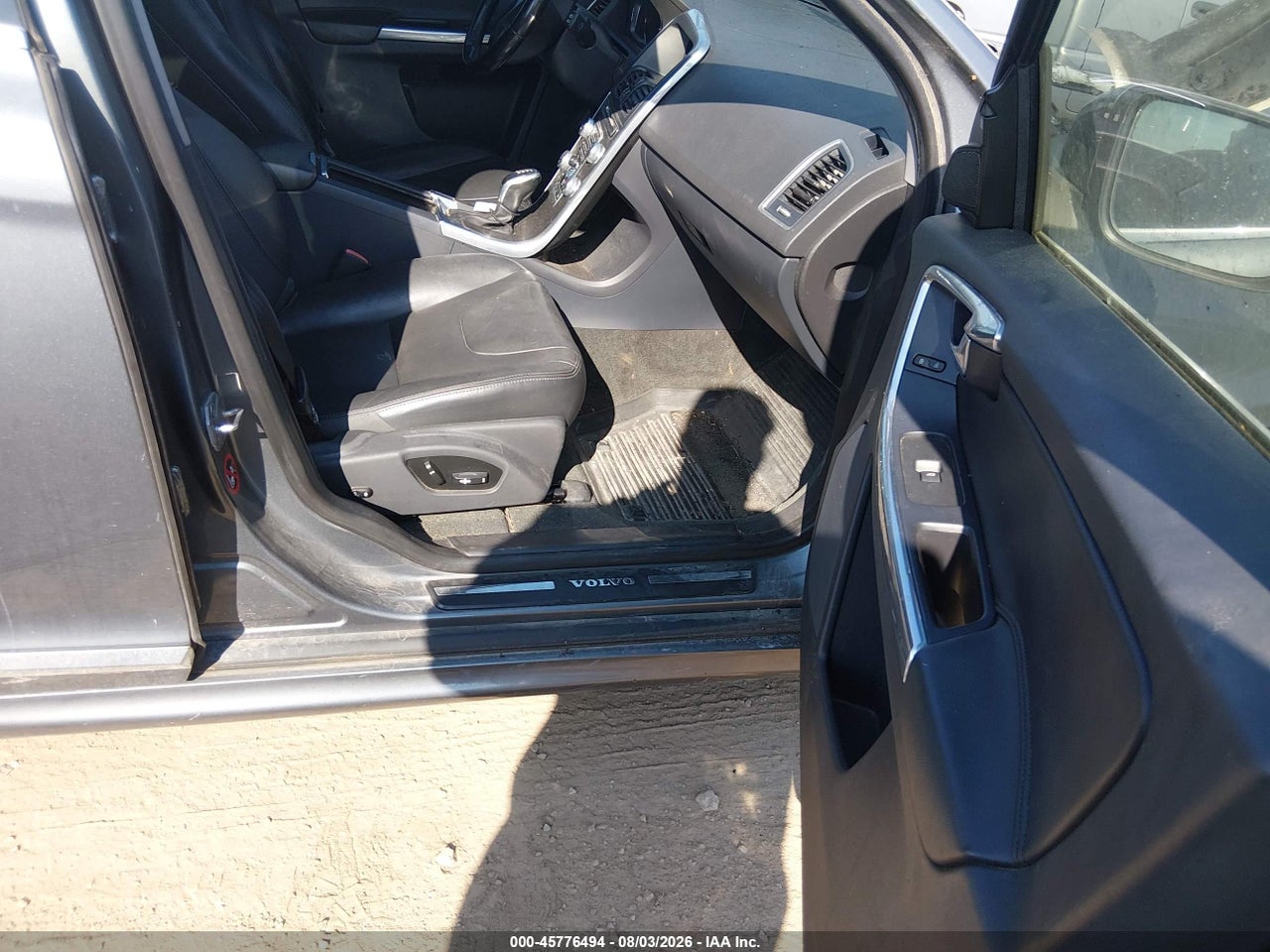 2016 VOLVO XC60 T5 DRIVE-E PREMIER · 5/11