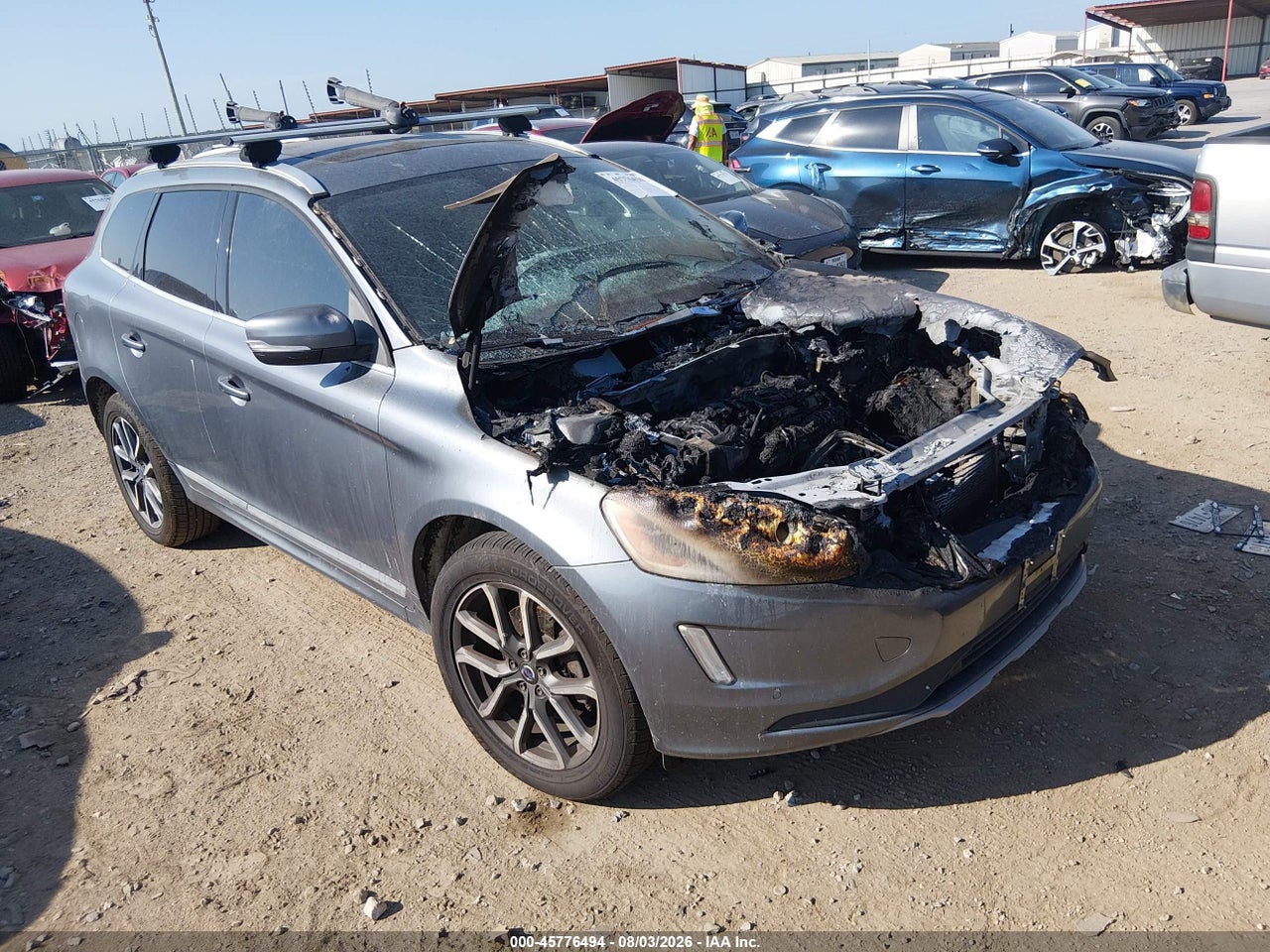 YV440MDK4G2****** · 2016 VOLVO XC60 T5 DRIVE-E PREMIER