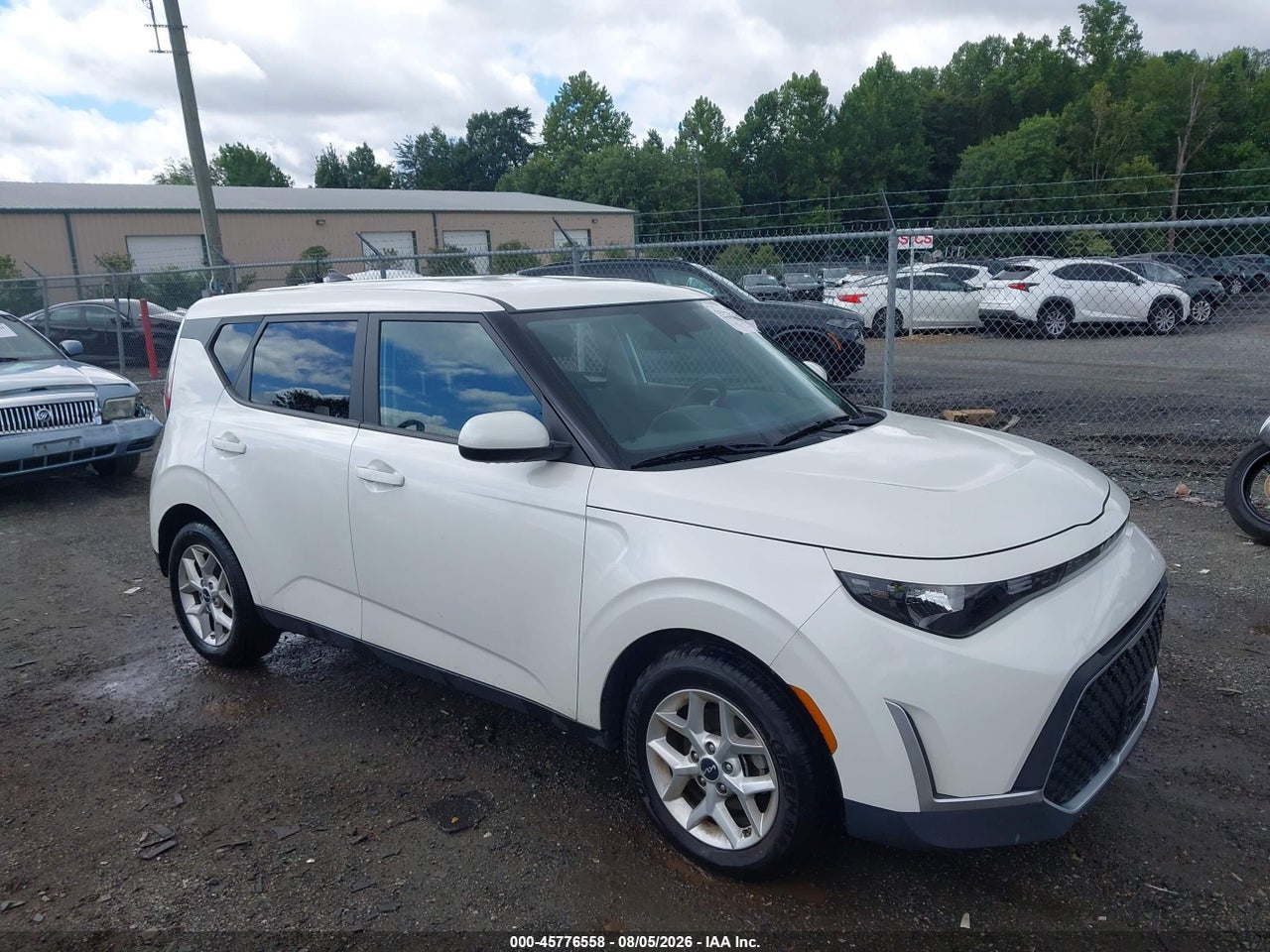 KNDJ23AU9P7****** · 2023 KIA SOUL LX