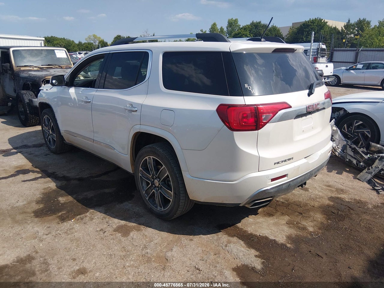 2017 GMC ACADIA DENALI · 3/11