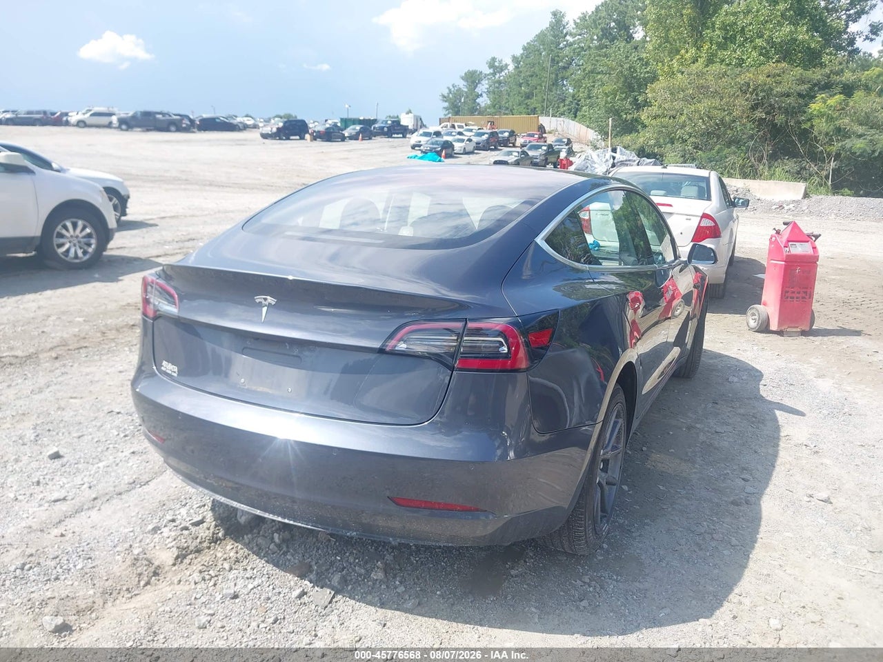 2018 TESLA MODEL 3 LONG RANGE/MID RANGE · 4/8