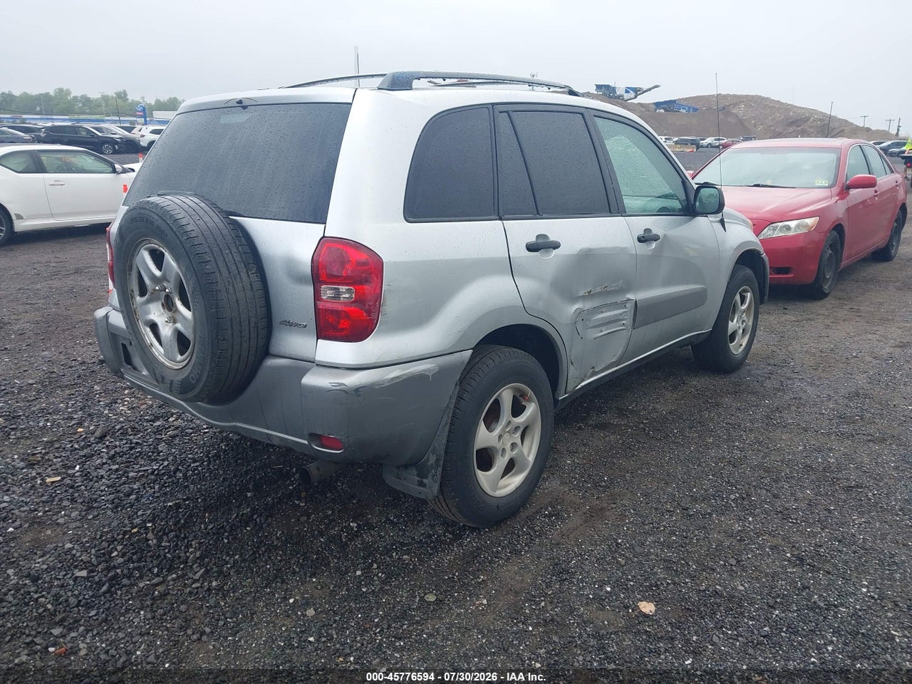 2004 TOYOTA RAV4   · 4/11