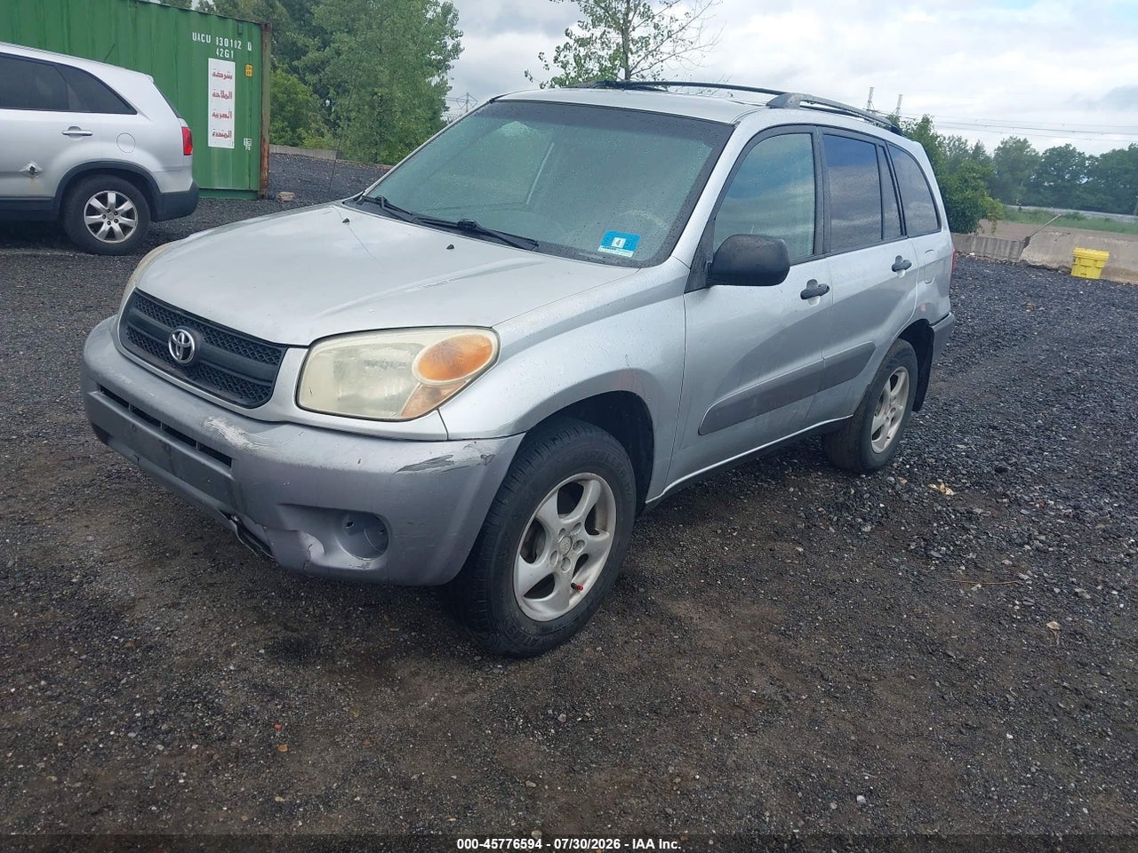 2004 TOYOTA RAV4   · 2/11