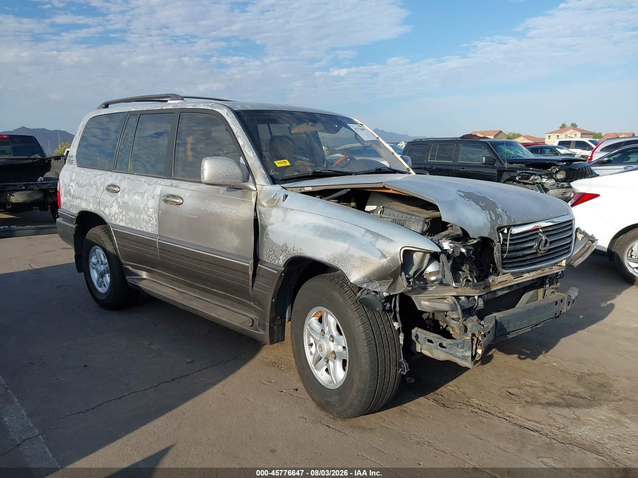 2000 LEXUS LX 470