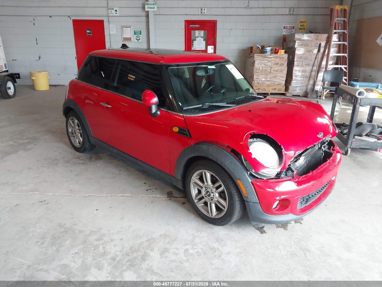 WMWSU3C58BT****** · 2011 MINI COOPER