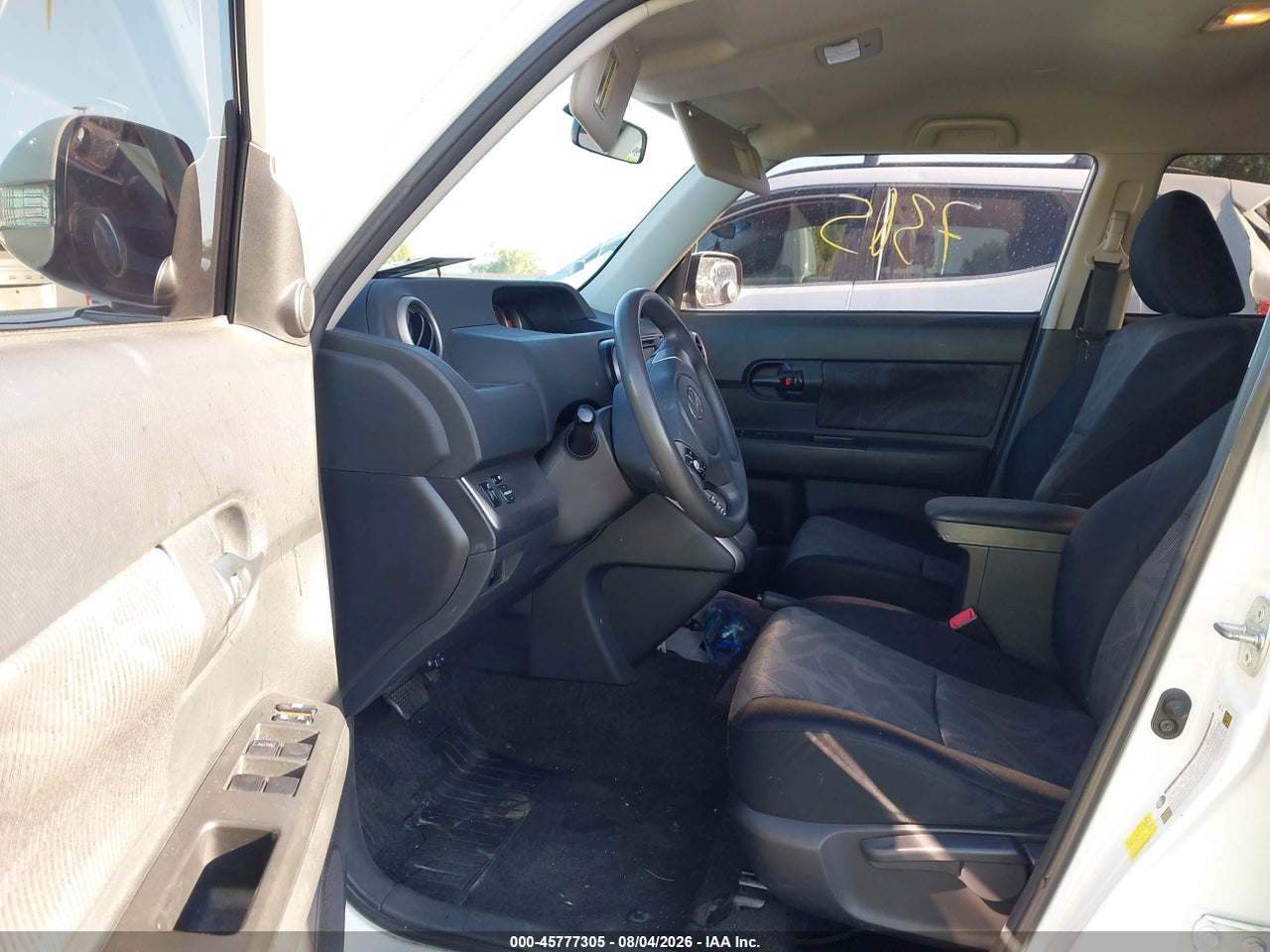 2015 SCION XB   · 5/11