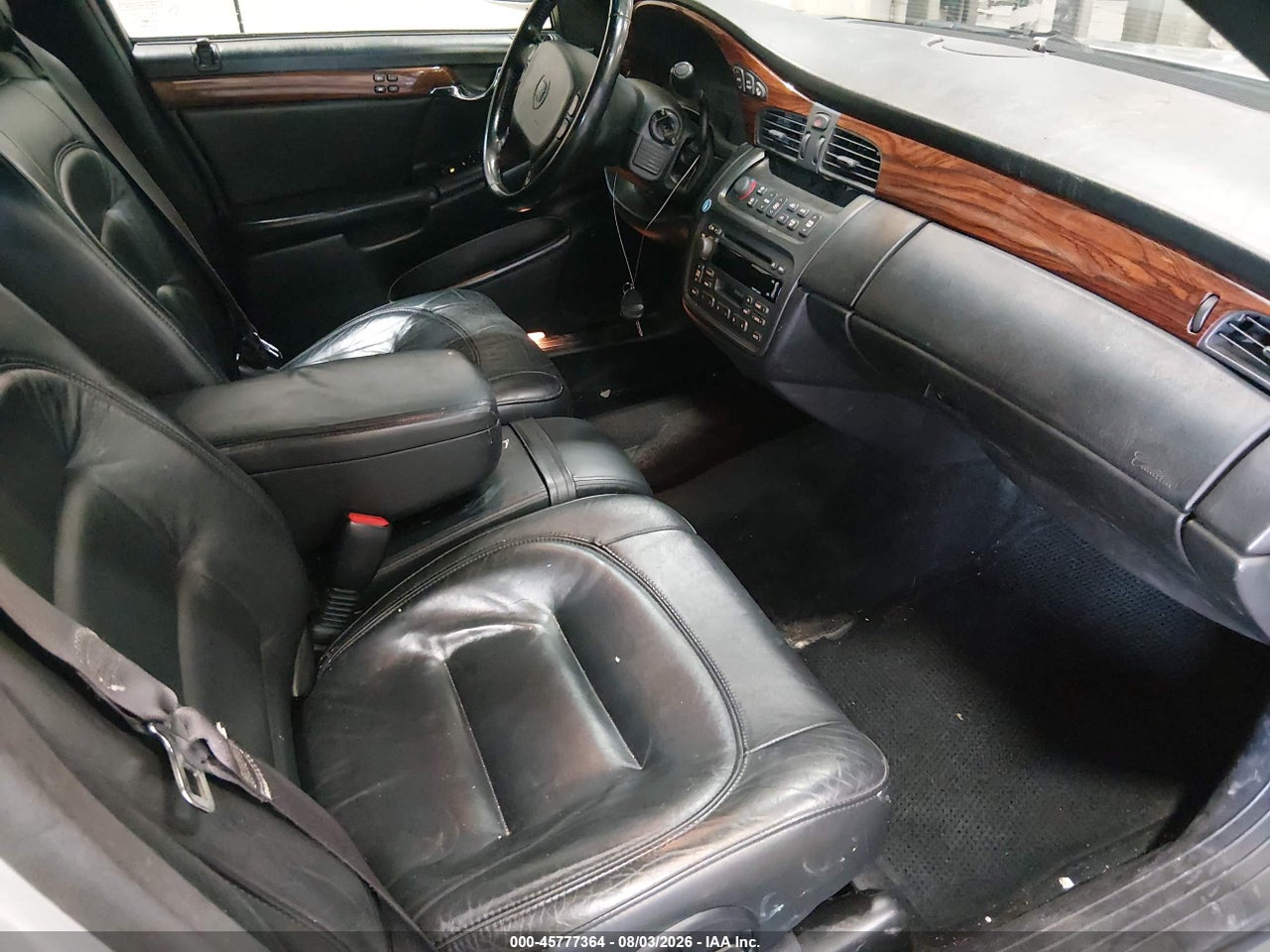 2001 CADILLAC DEVILLE STANDARD · 5/11