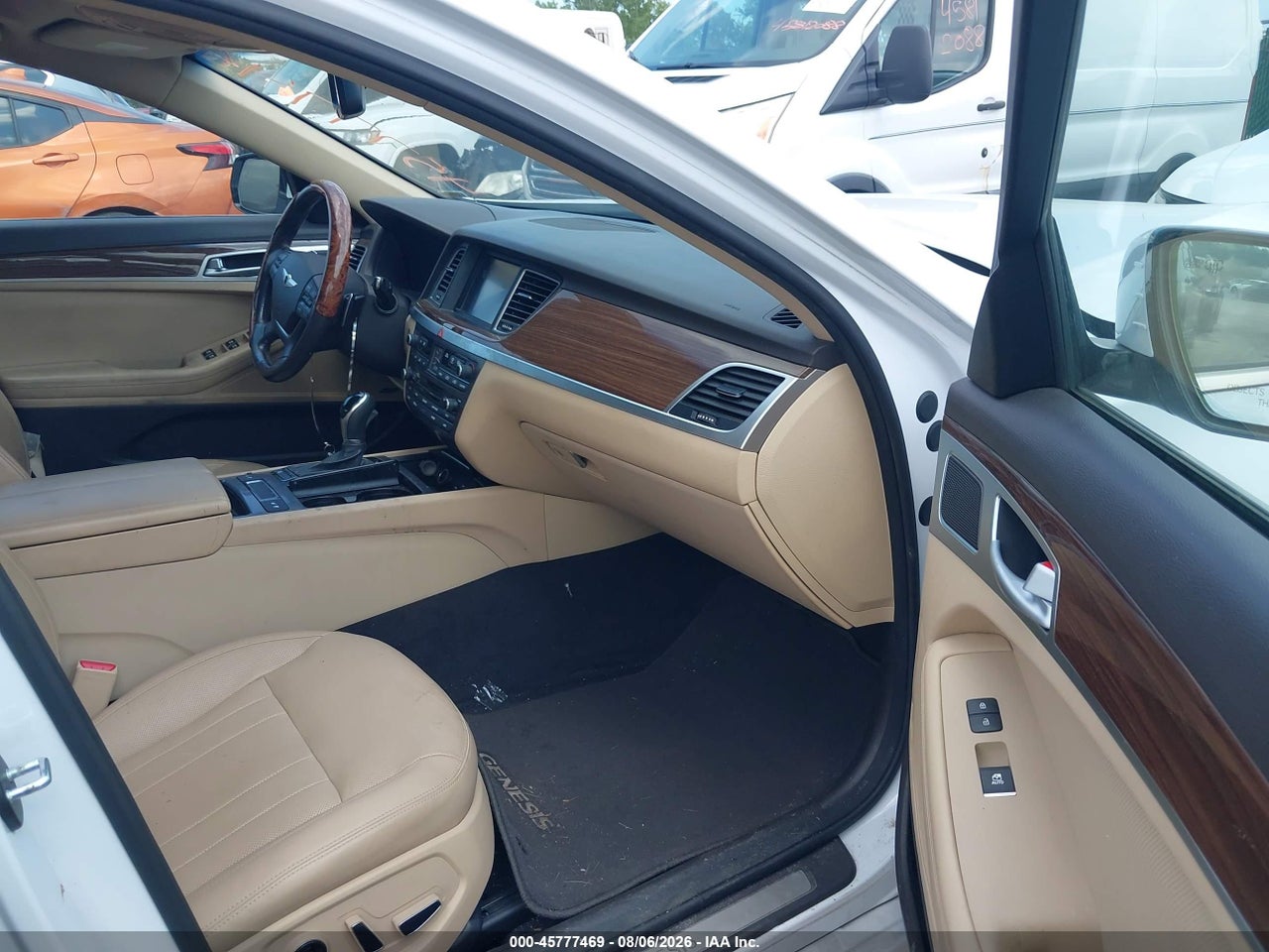 2016 HYUNDAI GENESIS 3.8 · 5/11