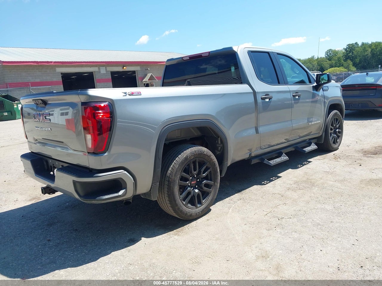2023 GMC SIERRA 1500 4WD  STANDARD BOX PRO · 4/11
