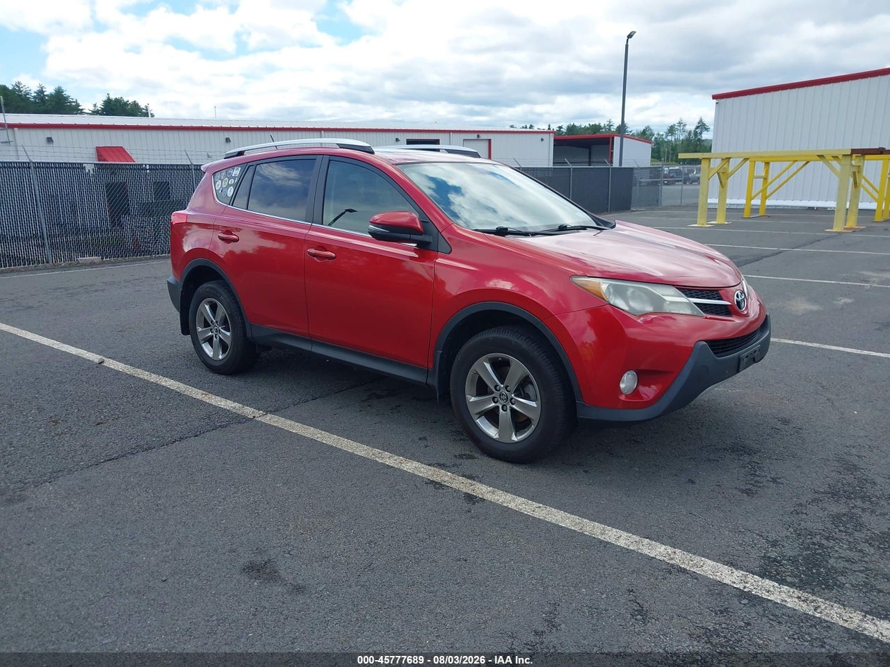 JTMRFREV8FD****** · 2015 TOYOTA RAV4 XLE