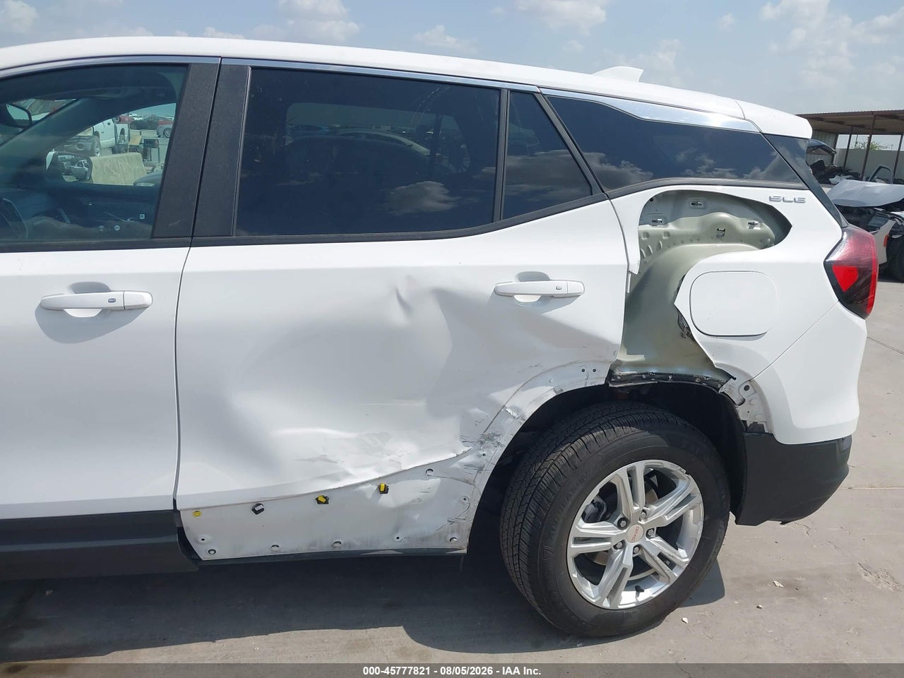 2024 GMC TERRAIN FWD SLE · 6/11
