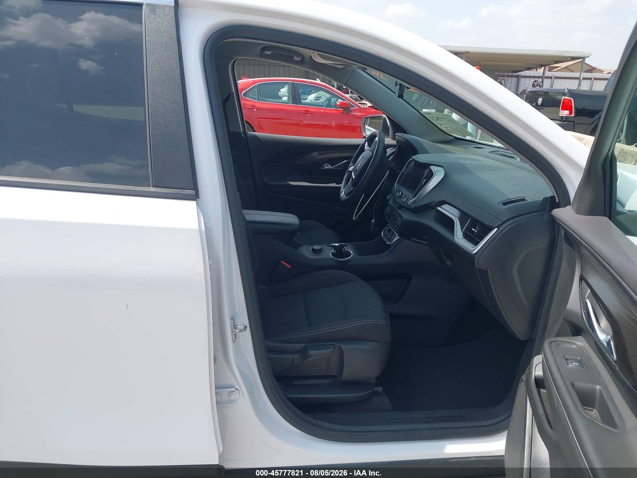 2024 GMC TERRAIN FWD SLE · 5/11