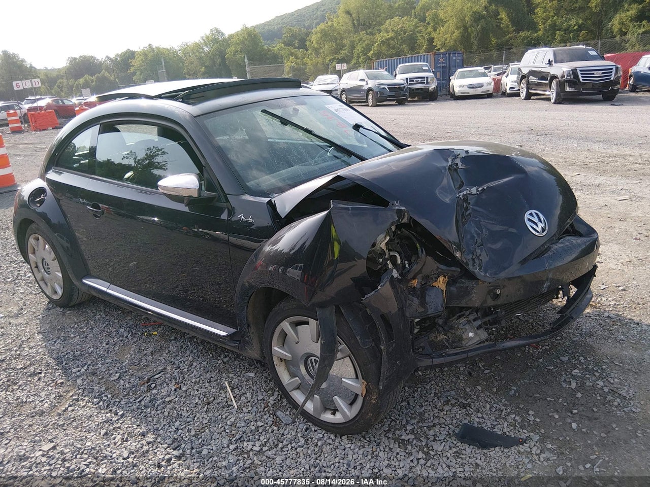2013 VOLKSWAGEN BEETLE 2.5L FENDER EDITION