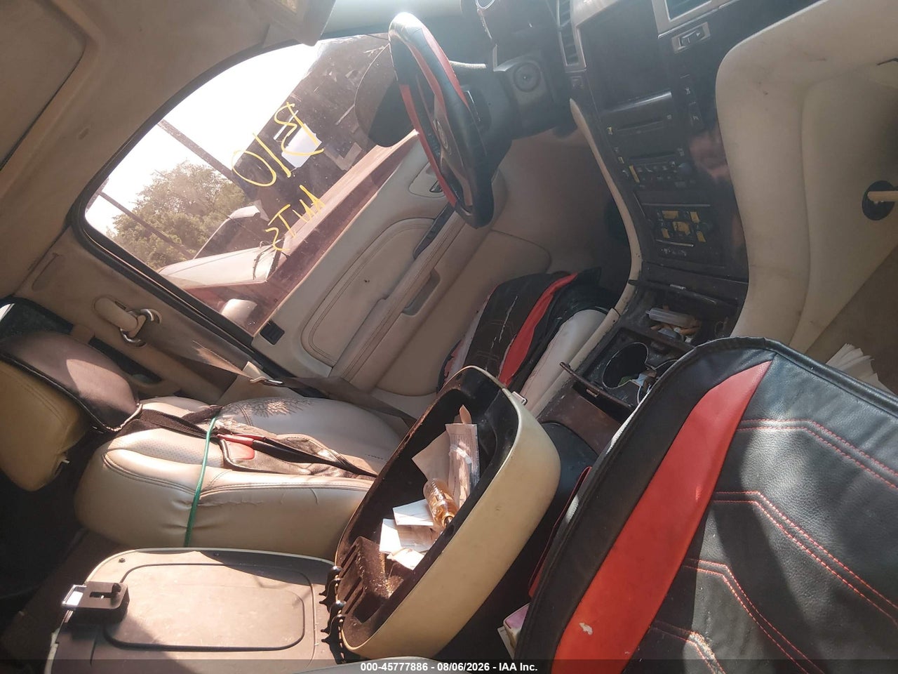 2008 CADILLAC ESCALADE · 5/10