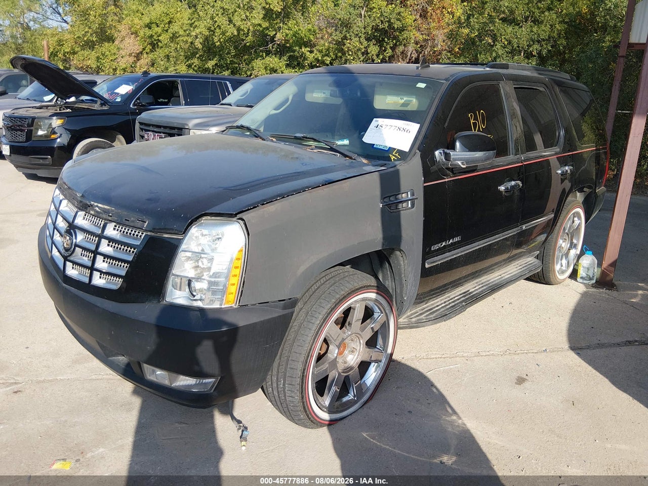 2008 CADILLAC ESCALADE · 2/10