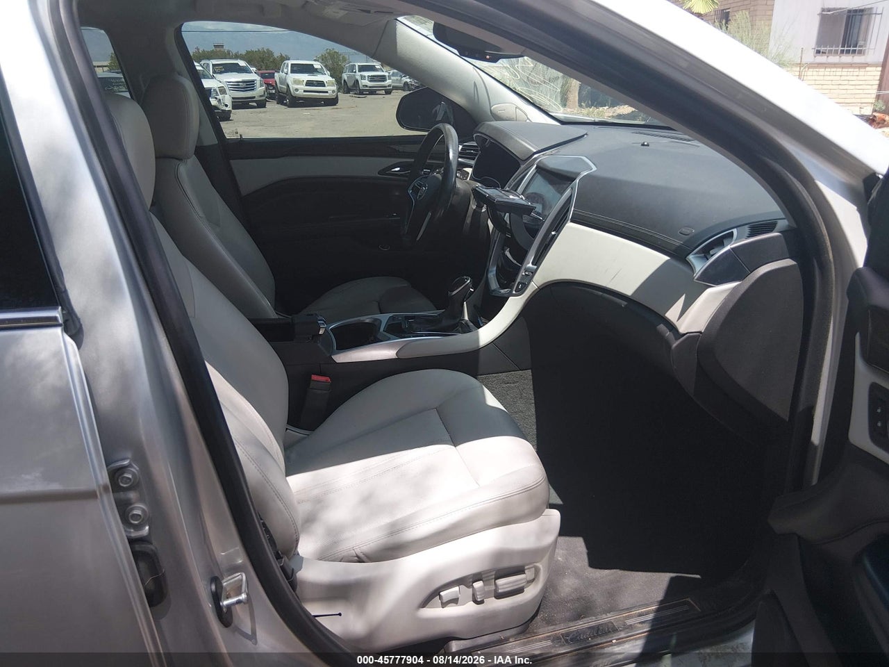 2016 CADILLAC SRX LUXURY COLLECTION · 5/10