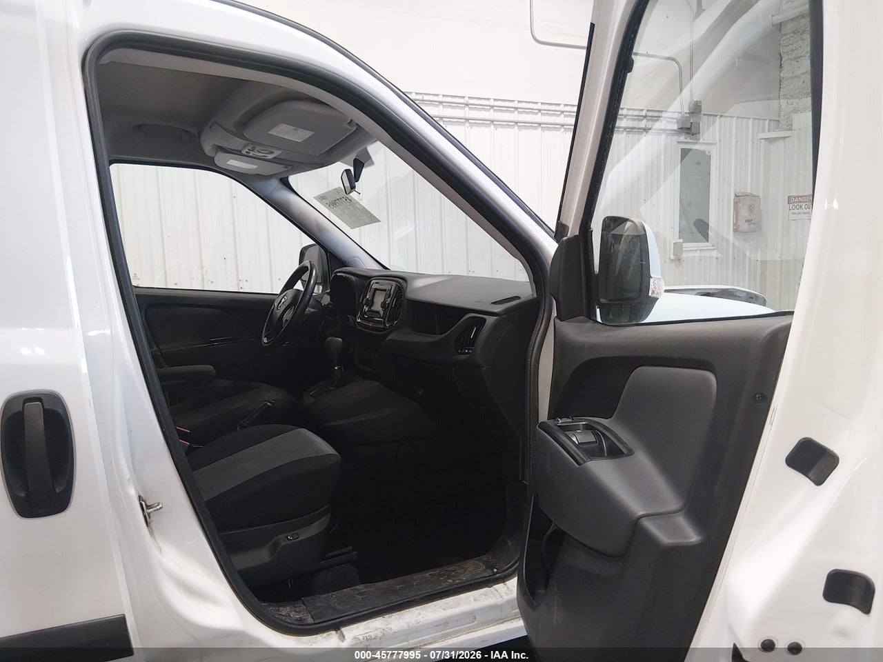 2019 RAM PROMASTER CITY SLT · 5/11