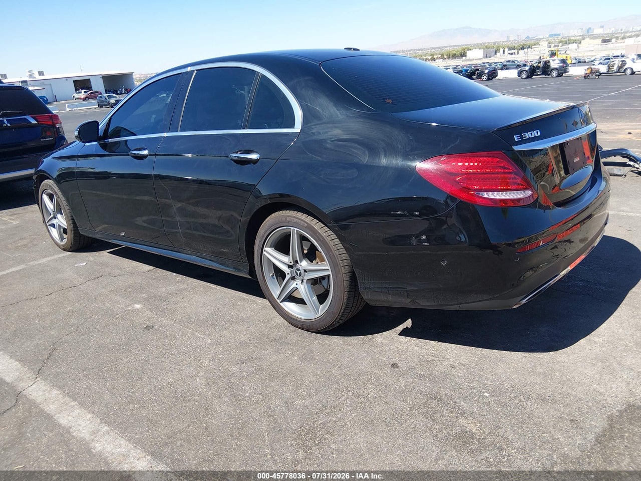 2018 MERCEDES-BENZ E 300   · 3/11