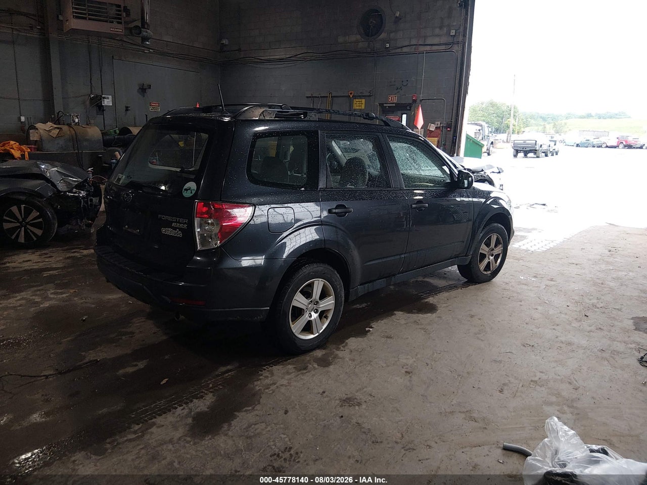2011 SUBARU FORESTER 2.5X · 4/11