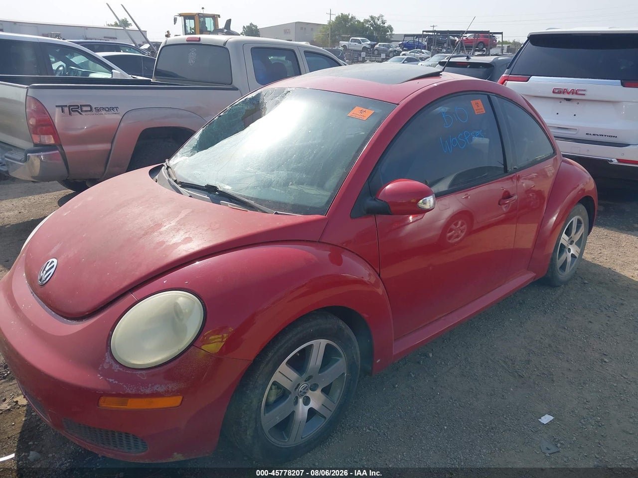 2006 VOLKSWAGEN NEW BEETLE 2.5 · 2/10