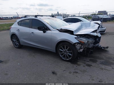 3MZBN1L38JM****** · 2018 MAZDA MAZDA3 TOURING