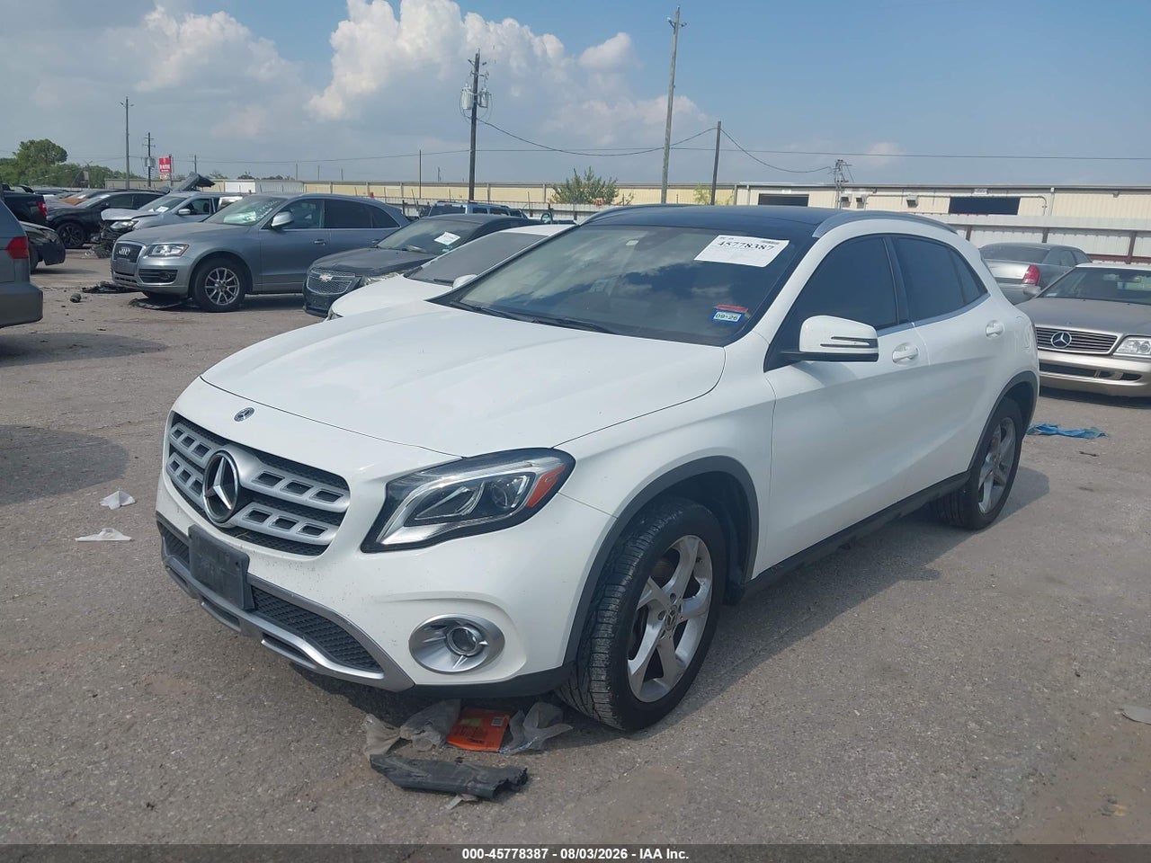 2019 MERCEDES-BENZ GLA 250 · 2/11