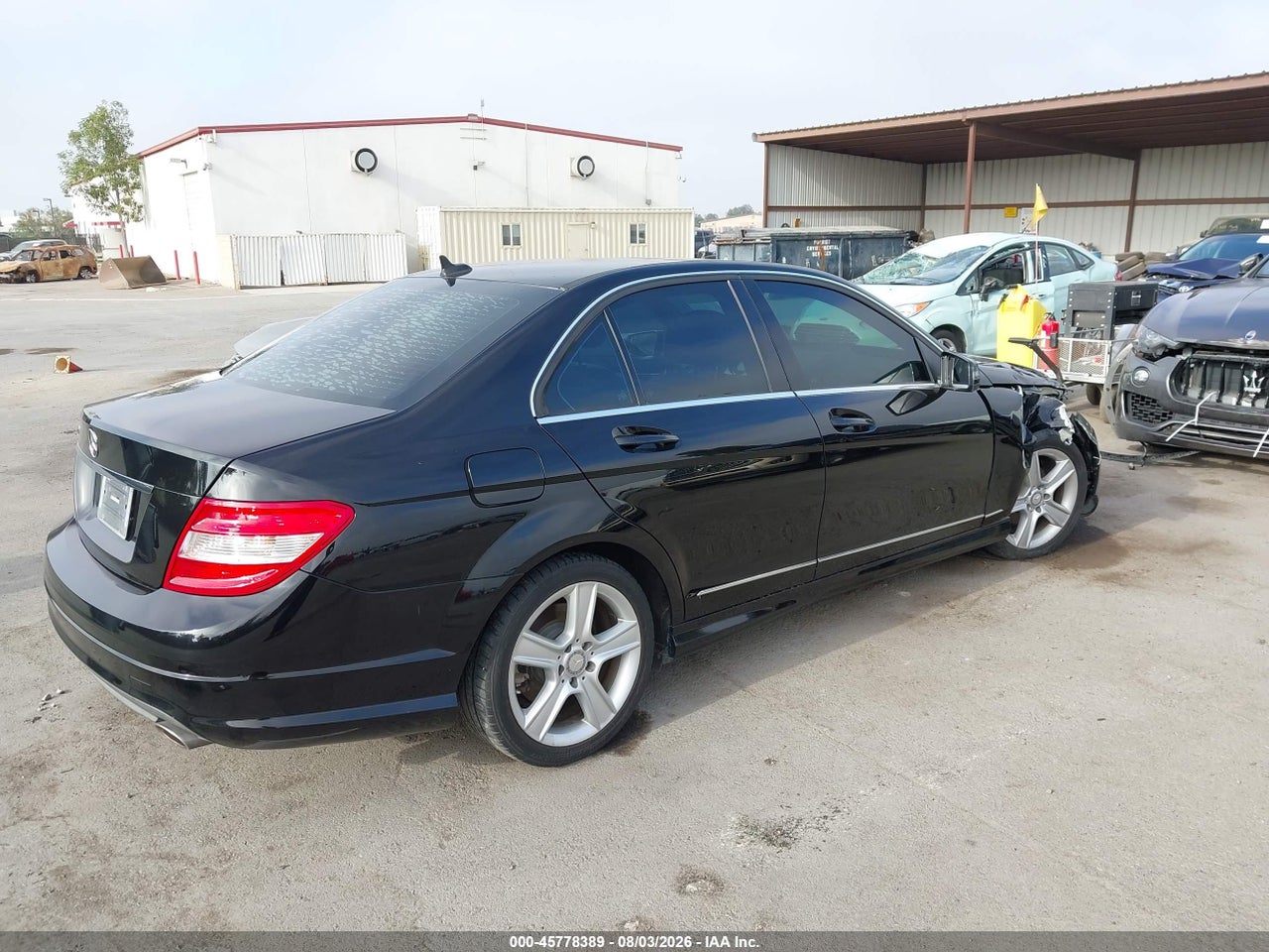 2011 MERCEDES-BENZ C 300 SPORT · 4/11