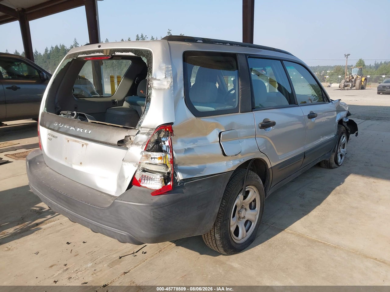 2005 SUBARU FORESTER 2.5X · 4/11