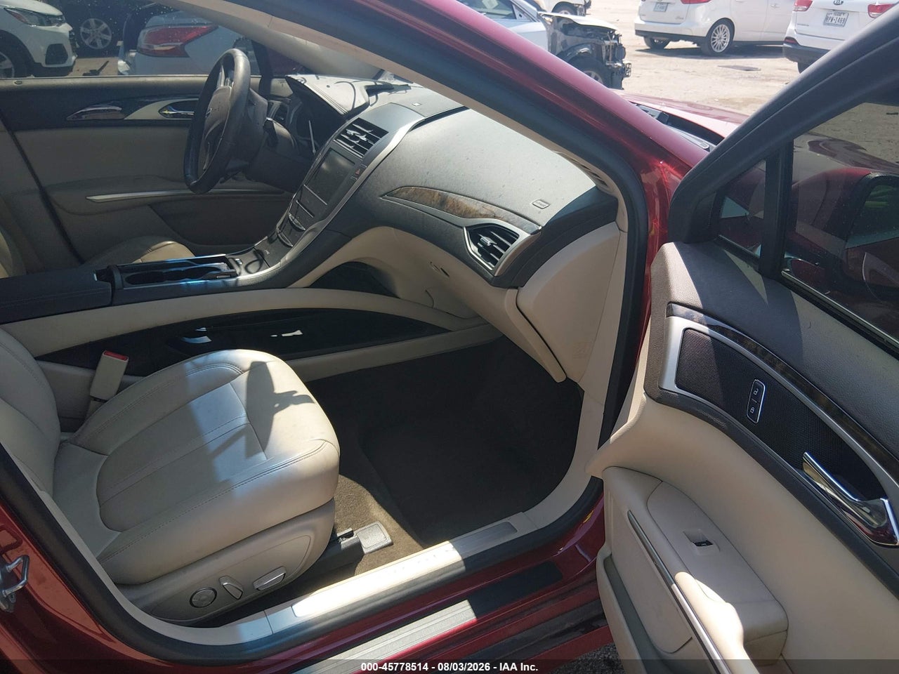 2016 LINCOLN MKZ · 5/10